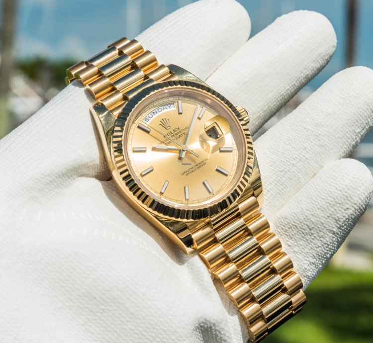Rolex Day-date 40 40mm Champagne Stick
