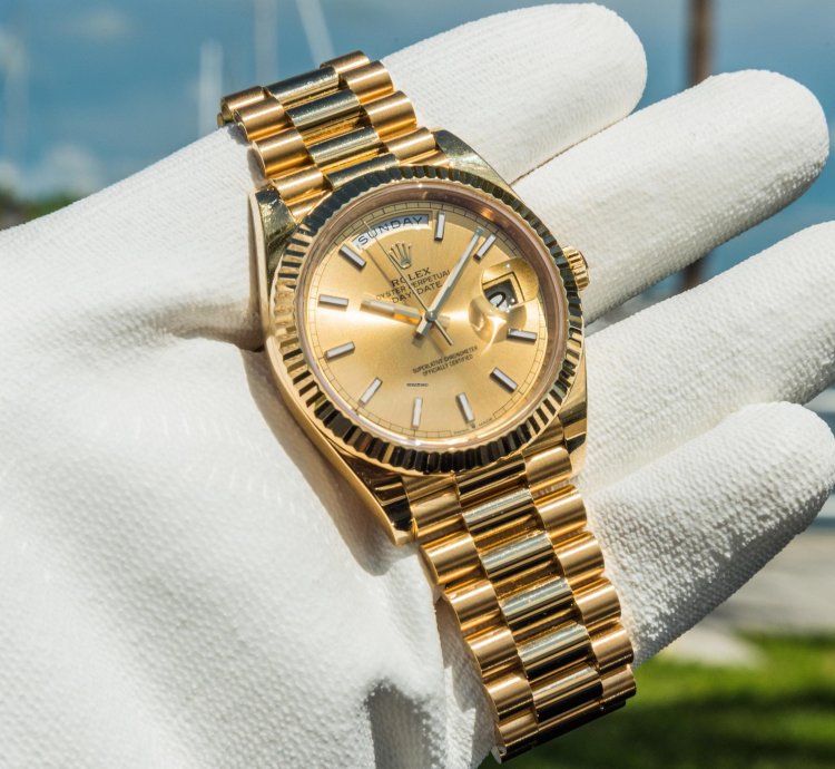 Rolex Day-date 40 40mm Champagne Stick