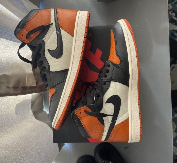 Air Jordan 1 Shattered Backboard