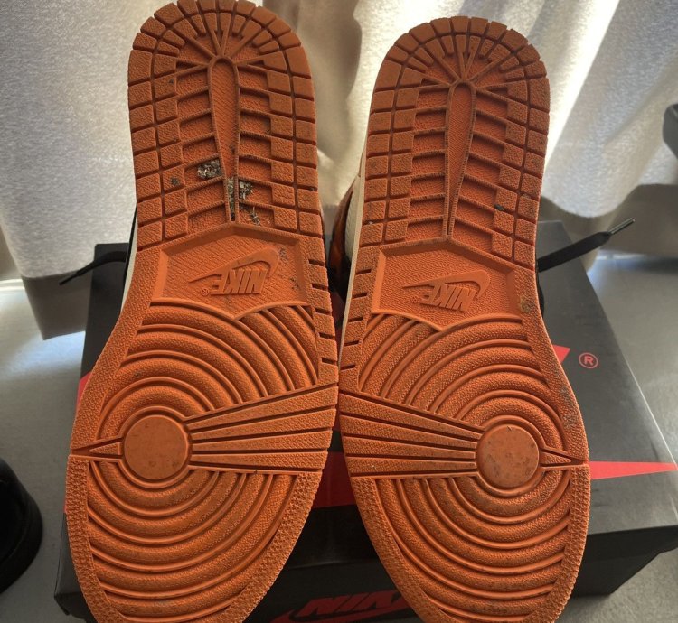 Air Jordan 1 Shattered Backboard