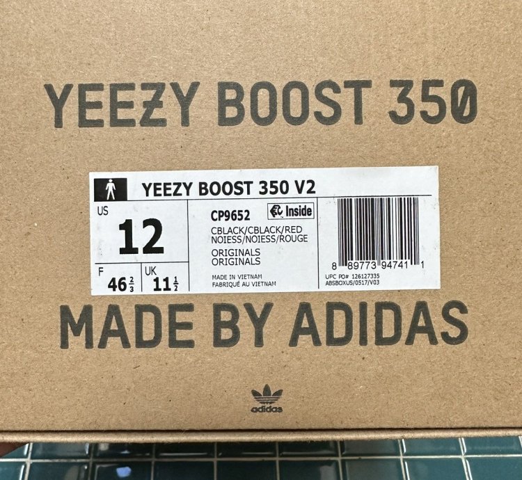 Yeezy Boost 350 V2 Bred Size 12