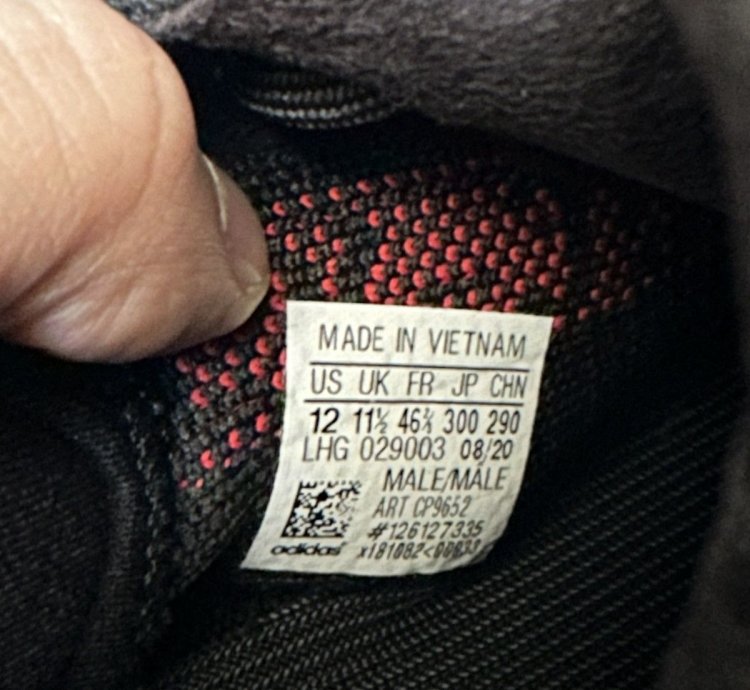 Yeezy Boost 350 V2 Bred Size 12