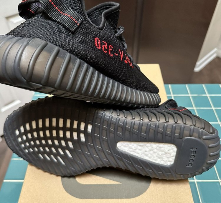 Yeezy Boost 350 V2 Bred Size 12