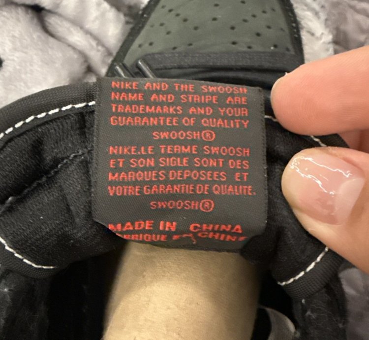 Air Jordan 1 Travis Scott Phantom