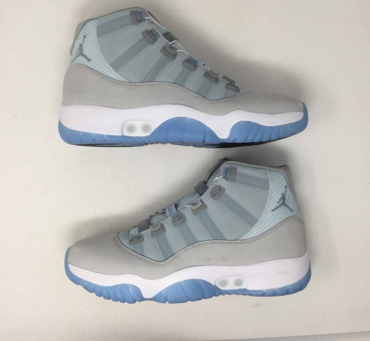 Air Jordan 11 Adapt Legend Blue