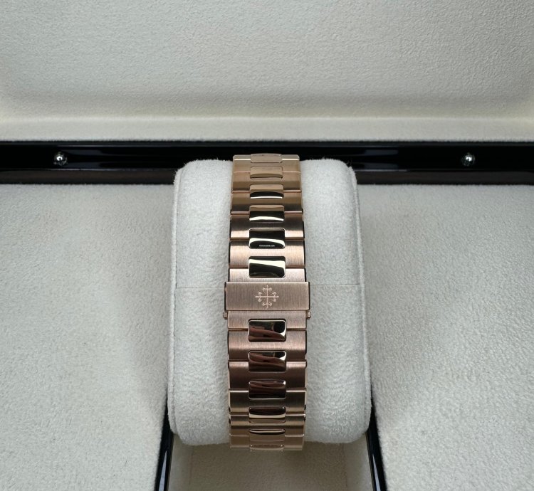 Patek Philippe Nautilus 5711 1r-001