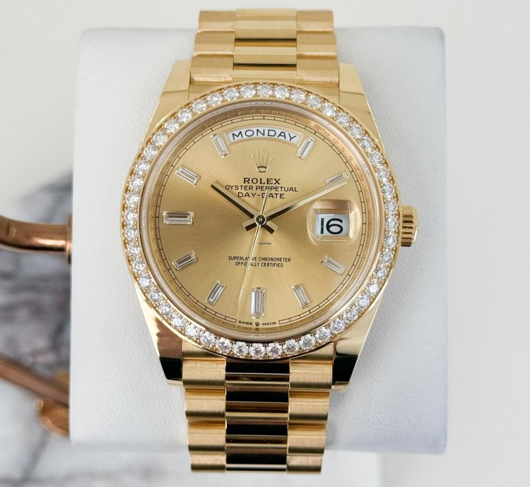 Rolex Day-date 40 40mm Diamond Bezel Champagne Baguette Diamond Dial