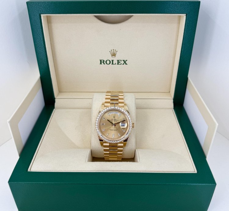 Rolex Day-date 40 40mm Diamond Bezel Champagne Baguette Diamond Dial