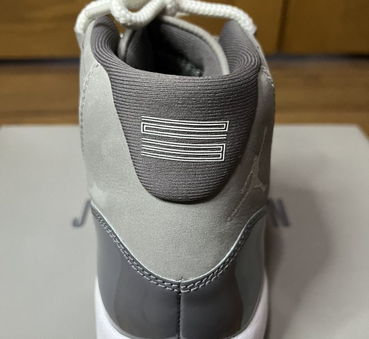 Air Jordan 11 Cool Grey