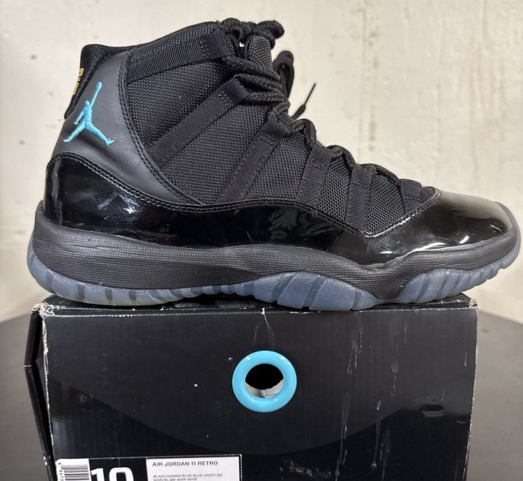 Air Jordan 11 Gamma Blue