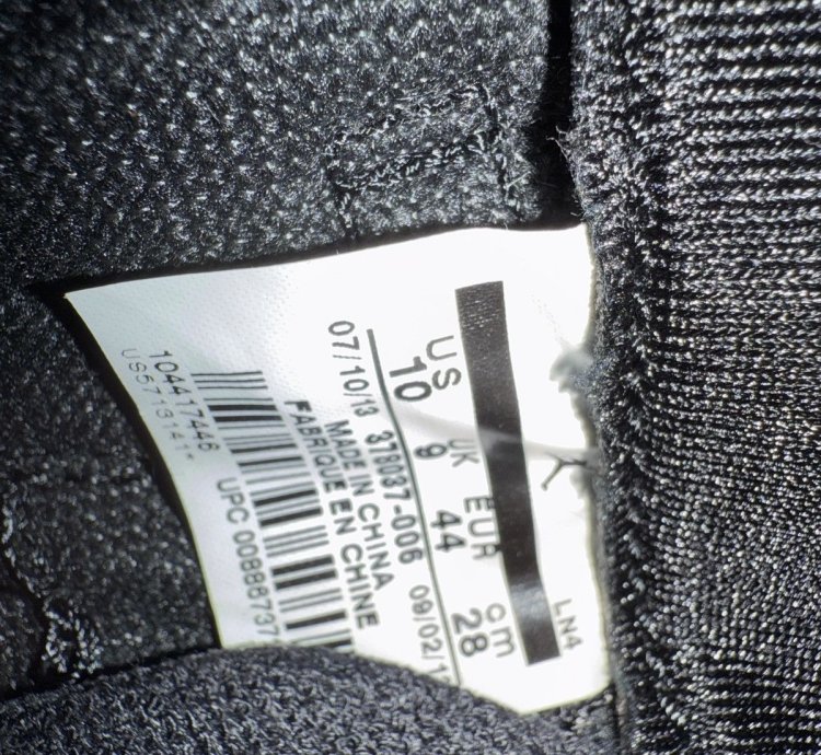 Air Jordan 11 Gamma Blue