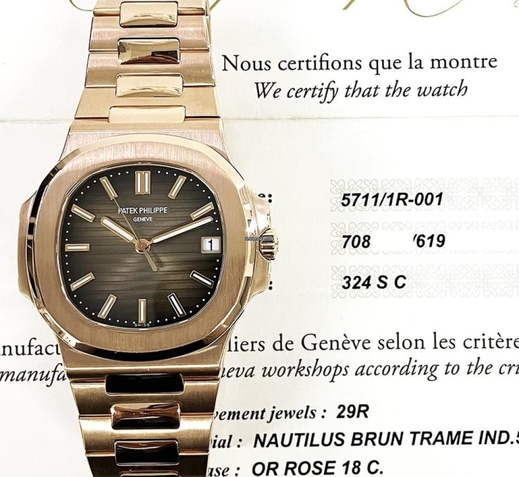 Patek Philippe Nautilus 5711 1r-001 Nautilus Brown Dial 18k Rose Gold Automatic Men Watch 2017