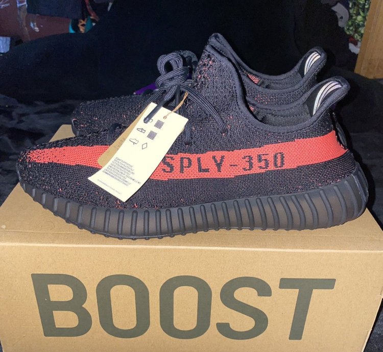 Yeezy Boost 350 V2 Red Stripe