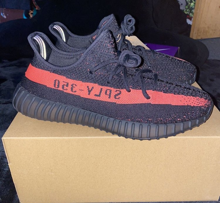 Yeezy Boost 350 V2 Red Stripe