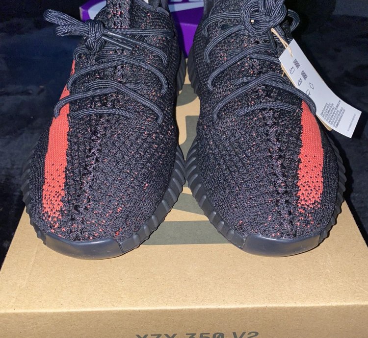 Yeezy Boost 350 V2 Red Stripe