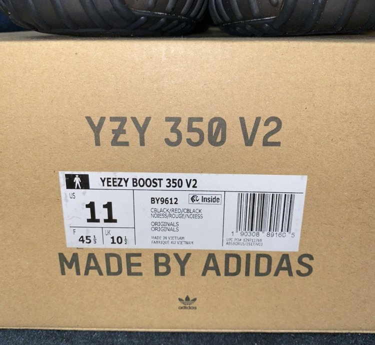 Yeezy Boost 350 V2 Red Stripe