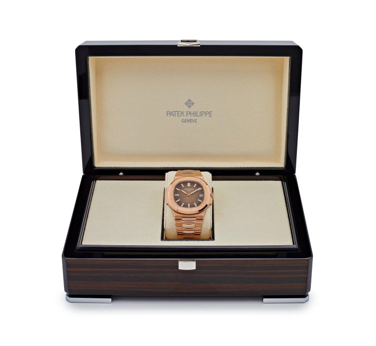 Patek Philippe Nautilus 5711 1r-001 Rose Gold Brown Dial
