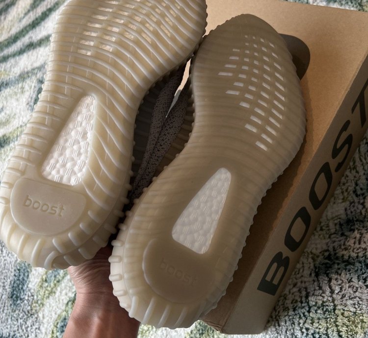 Yeezy Boost 350 V2 Slate