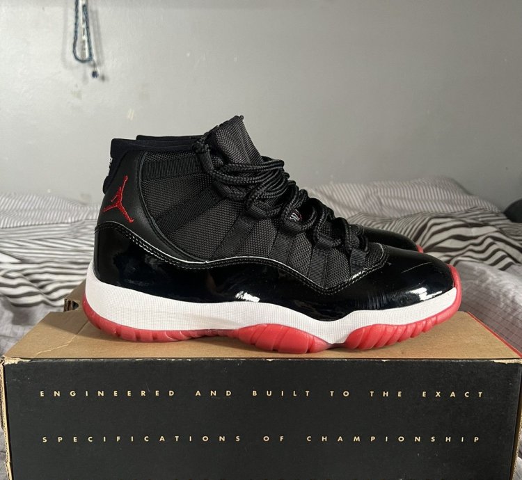 Air Jordan 11 Retro Bred