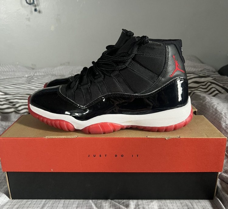 Air Jordan 11 Retro Bred