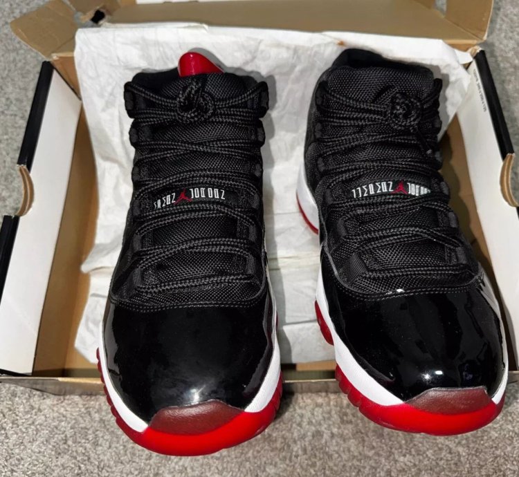 Air Jordan 11 Retro Bred 2012 378037-010 Size 9 5