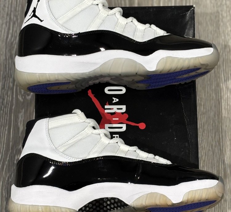 Air Jordan 11 Retro Concord 2018