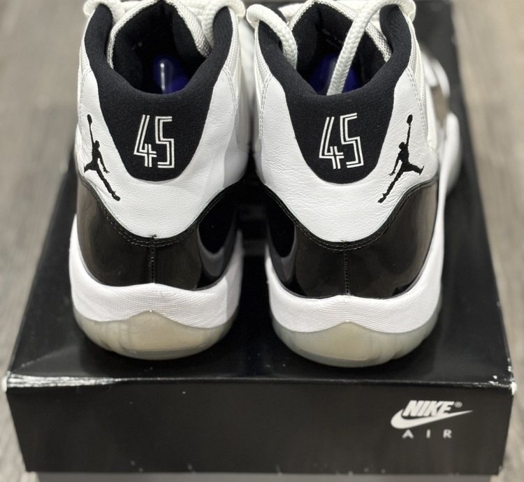 Air Jordan 11 Retro Concord 2018