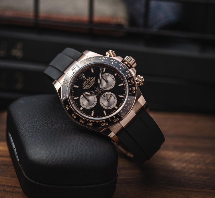 Rolex Daytona Cosmograph Daytona 40 Mm Ref 126515ln Everose Gold 2024