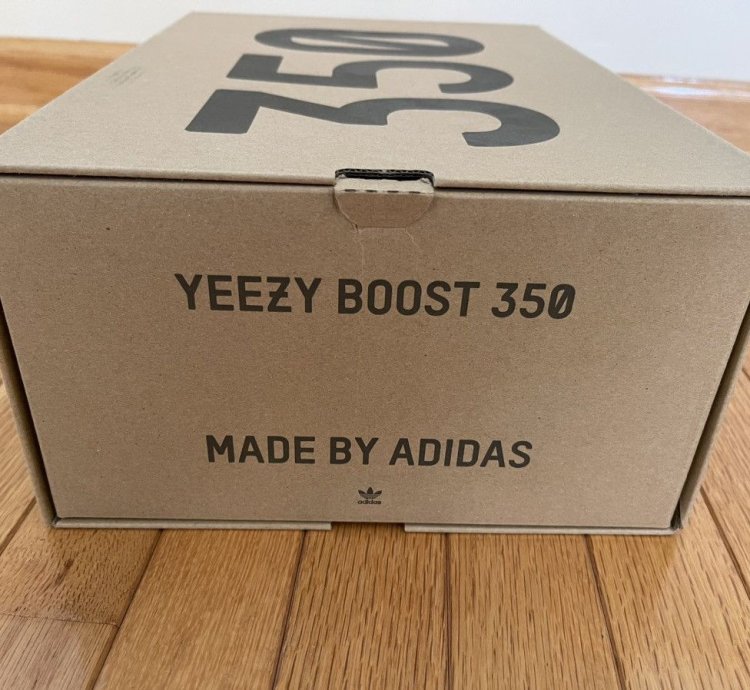 Yeezy Boost 350 V2 Yeshaya Non-reflective