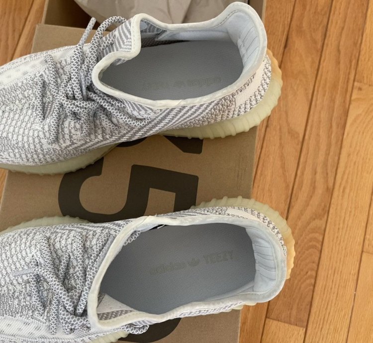 Yeezy Boost 350 V2 Yeshaya Non-reflective