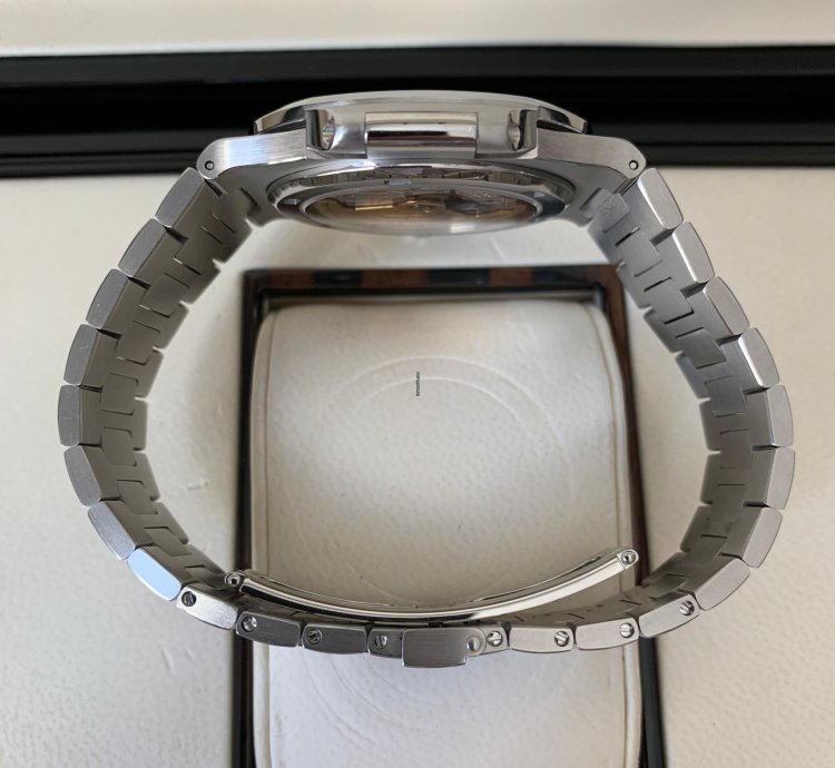 Patek Philippe Nautilus 5711 Black Blue Dial Full Set 2007