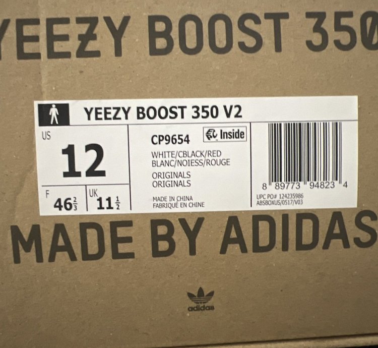 Yeezy Boost 350 V2 Zebra