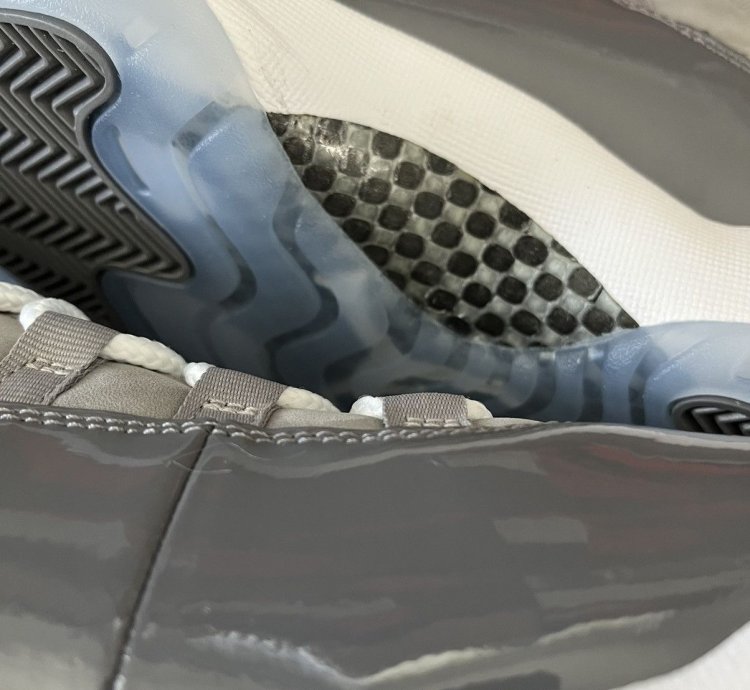 Air Jordan 11 Retro Cool Grey 2021 Ct8012-005 Size 10