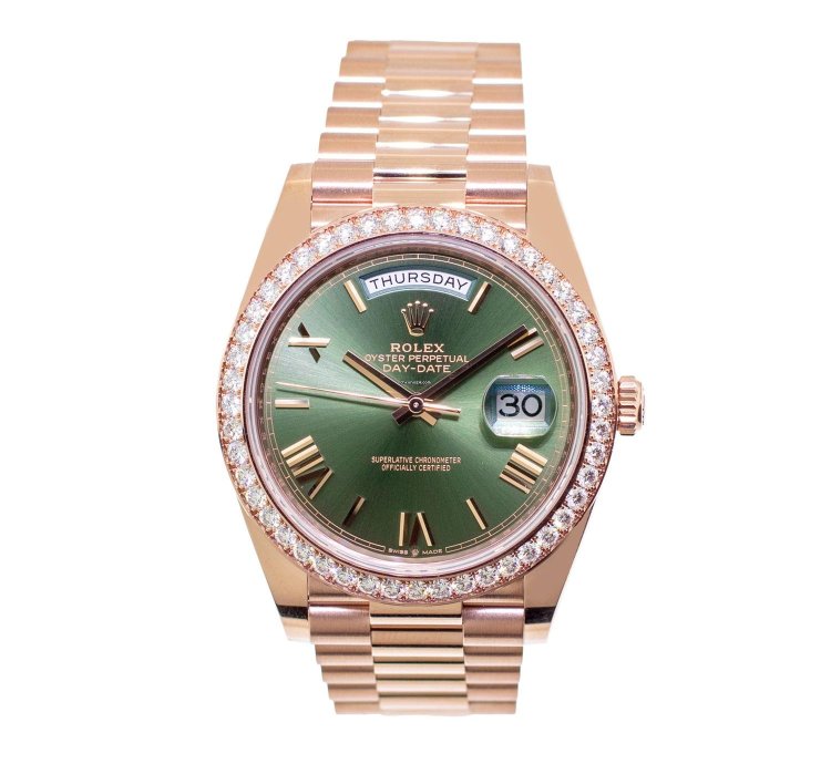 Rolex Day-date 40 40mm Everose Gold Olive Green Roman Dial Diamond Bezel 228345