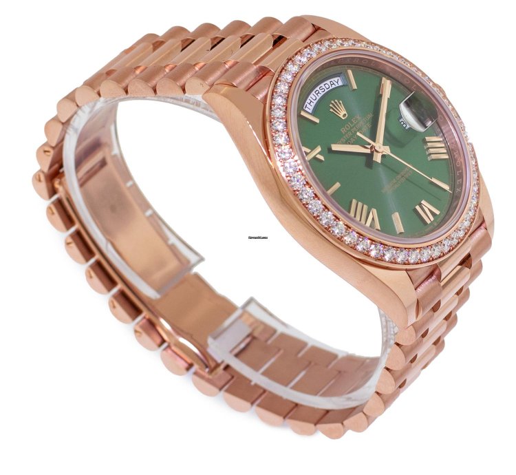 Rolex Day-date 40 40mm Everose Gold Olive Green Roman Dial Diamond Bezel 228345