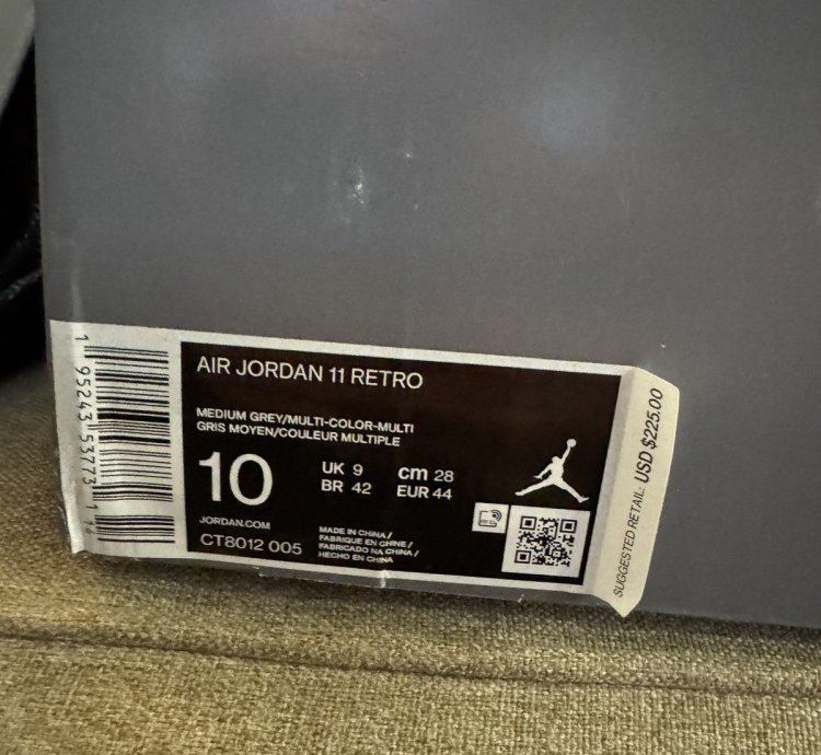 Air Jordan 11 Retro Cool Grey Men Size 10