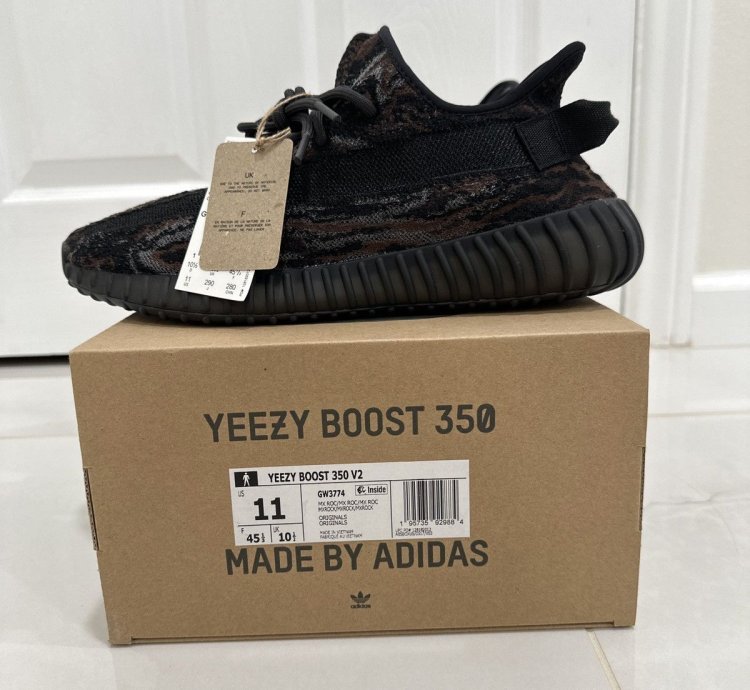 Yeezy Boost 350v2 Mx Rock