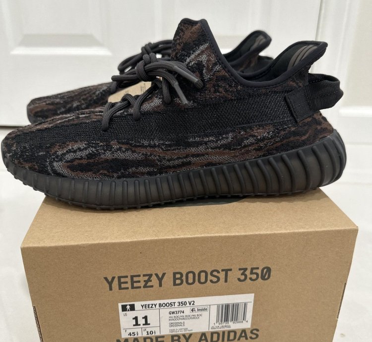 Yeezy Boost 350v2 Mx Rock