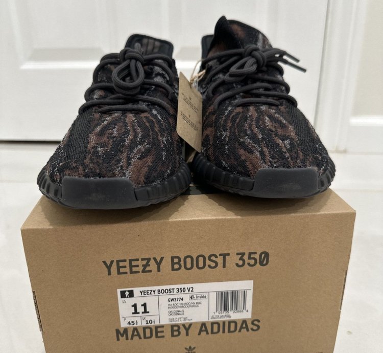 Yeezy Boost 350v2 Mx Rock