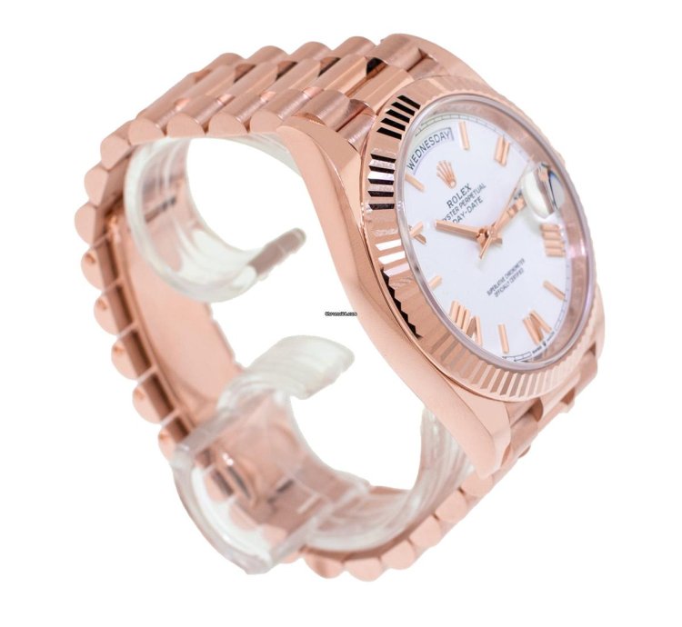 Rolex Day-date 40 40mm Everose Gold White Roman Dial Fluted Bezel 228235