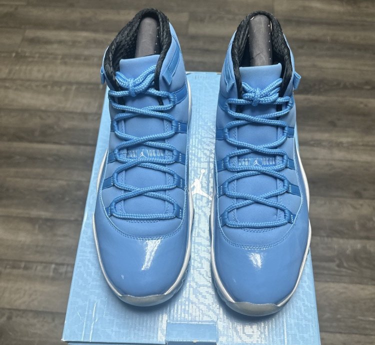 Air Jordan 11 Retro Pantone
