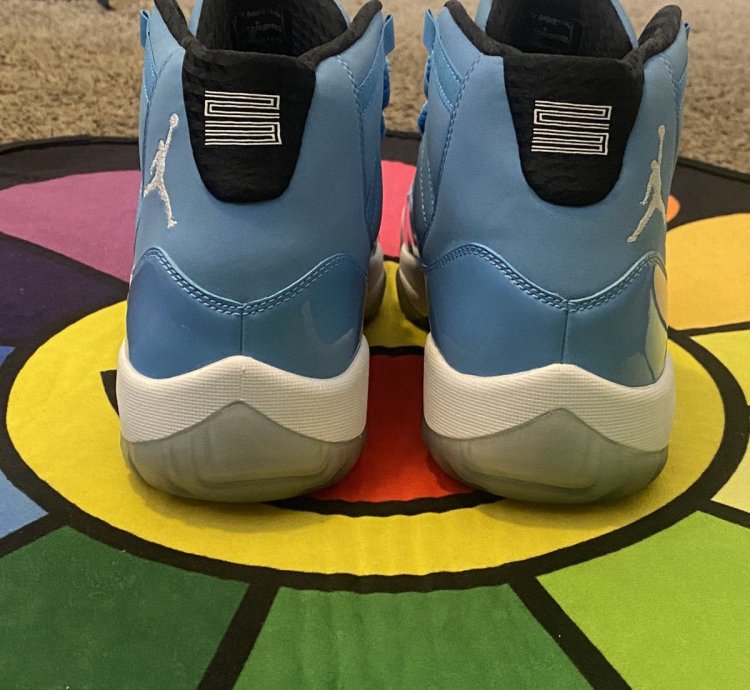 Air Jordan 11 Retro Pantone 2014