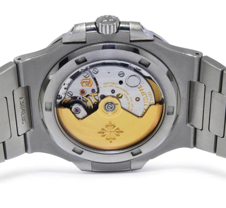 Patek Philippe Nautilus 5711 Steel Silver Dial Mens Watch 16 5711 1a