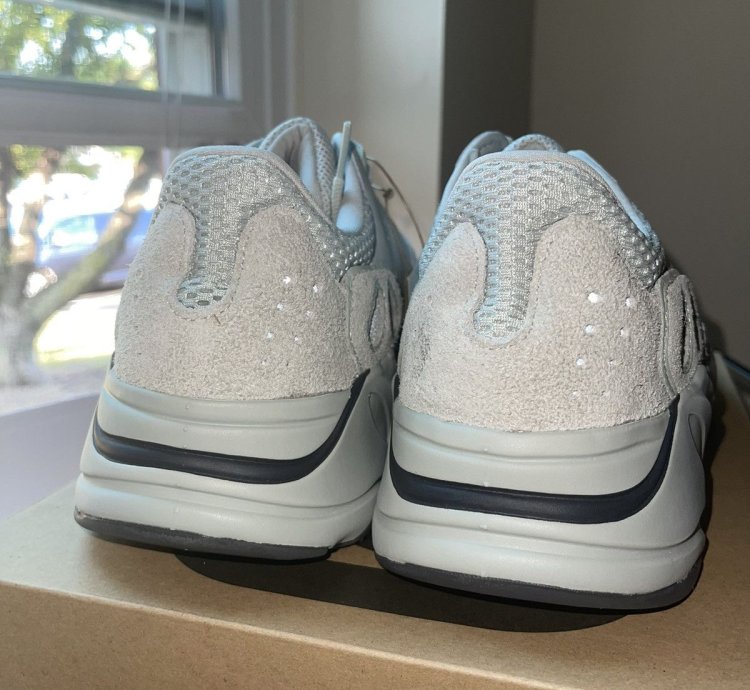 Yeezy Boost 700 Salt
