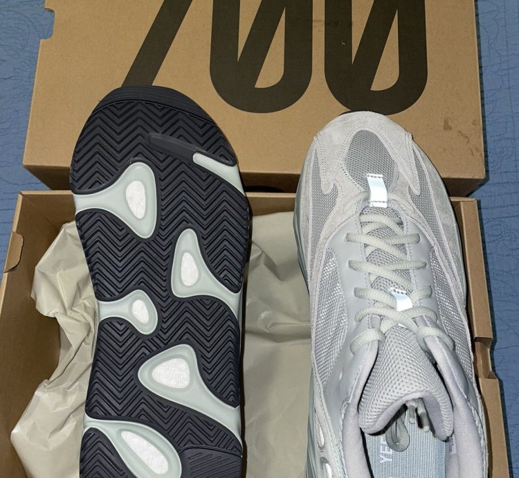 Yeezy Boost 700 Salt