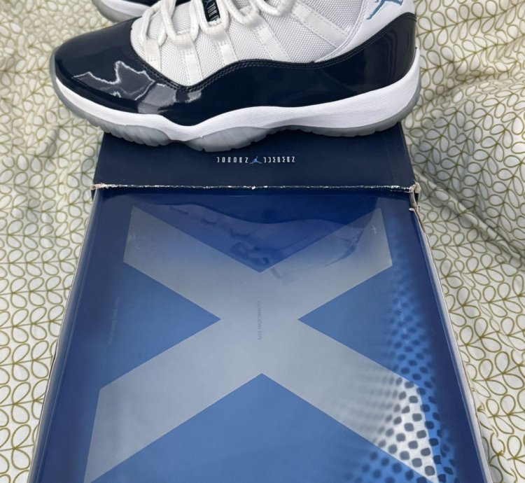 Air Jordan 11 Retro Win Like 82