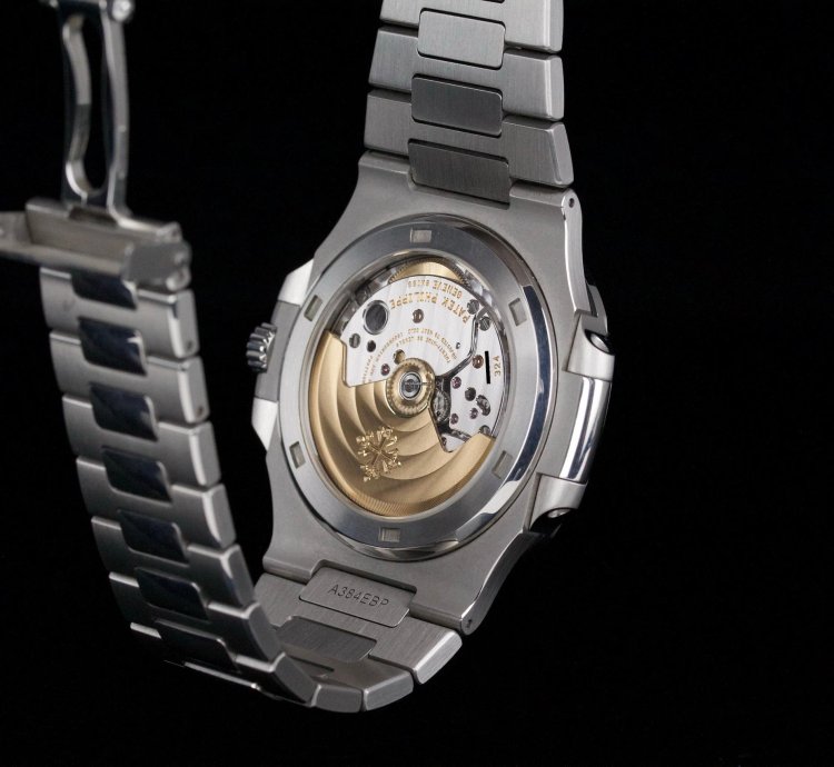 Patek Philippe Nautilus 5711 White Dial Full Set 2017