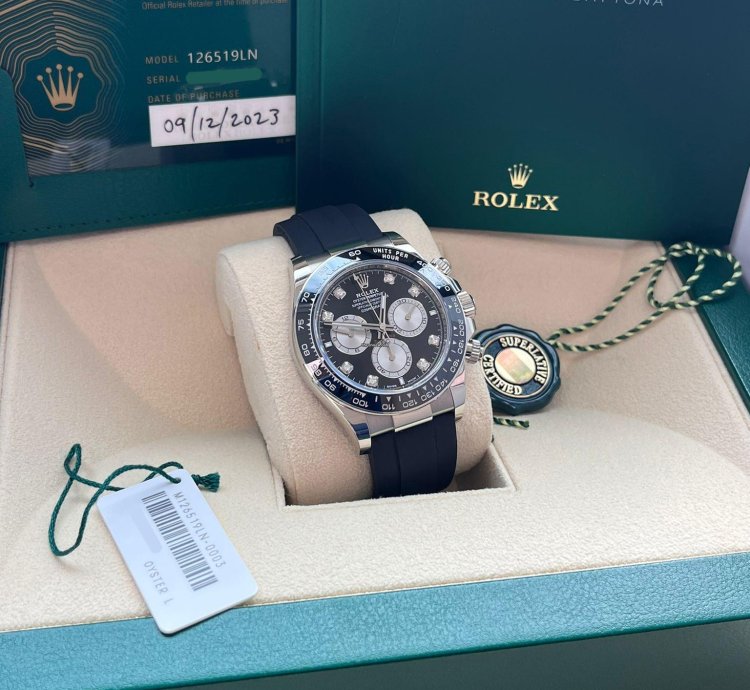 Rolex Daytona Cosmograph Daytona 40mm Diamond Dial White Gold Oysterflex Watch 126519