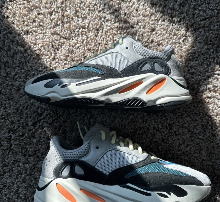 Yeezy Boost 700 Wave Runner