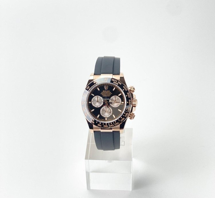 Rolex Daytona Cosmograph Daytona 40mm Everose Oysterflex Black Sundust